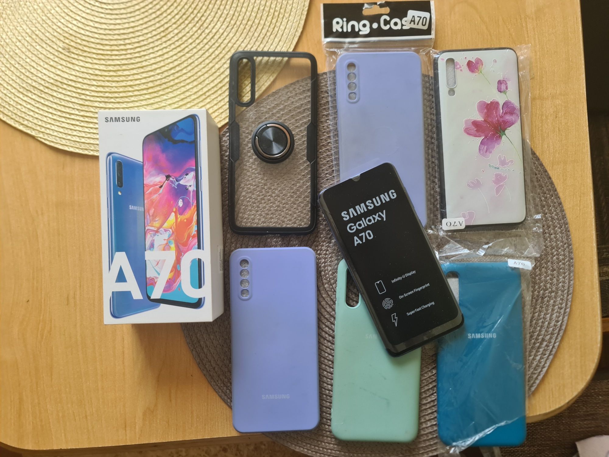 Samsung A70, 2 SIM, 4500 mAh