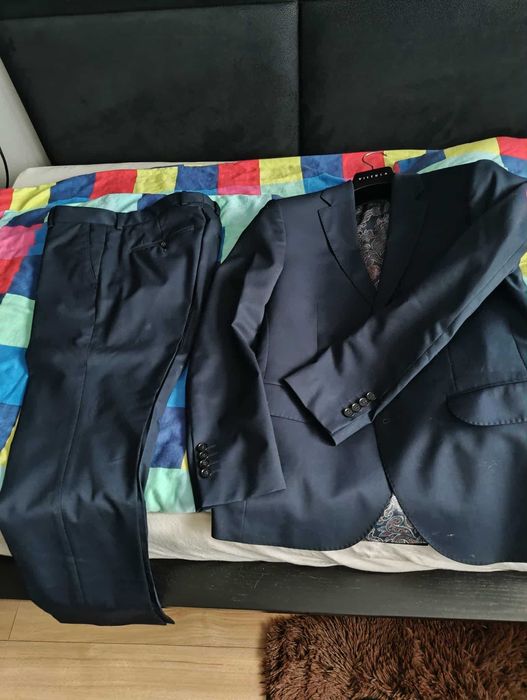 Garnitur Vistula 170 cm wzrostu granatowy