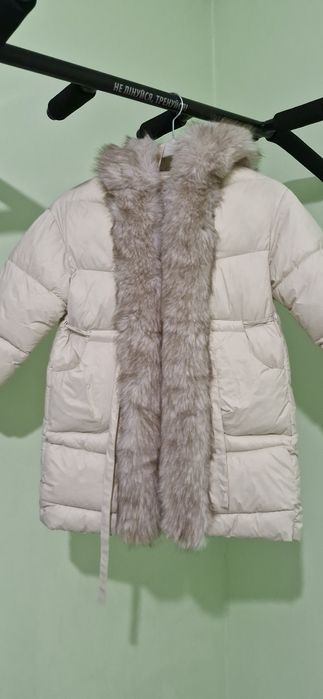 Зимова куртка для дівчинки