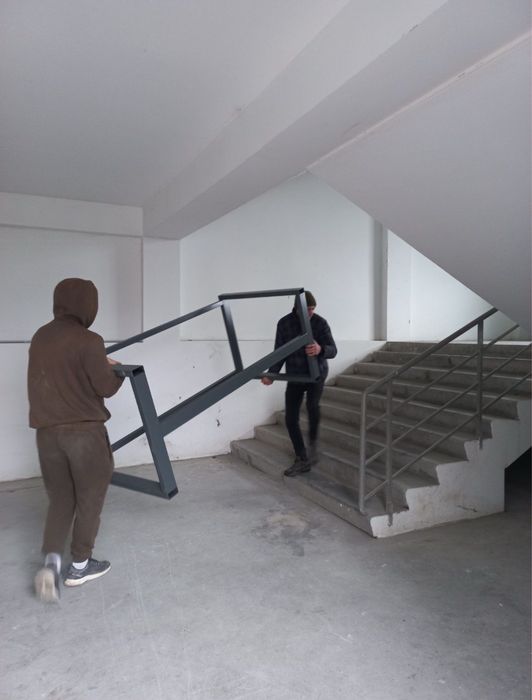 Грузчики Киев / Вантажники / Услуги грузчиков