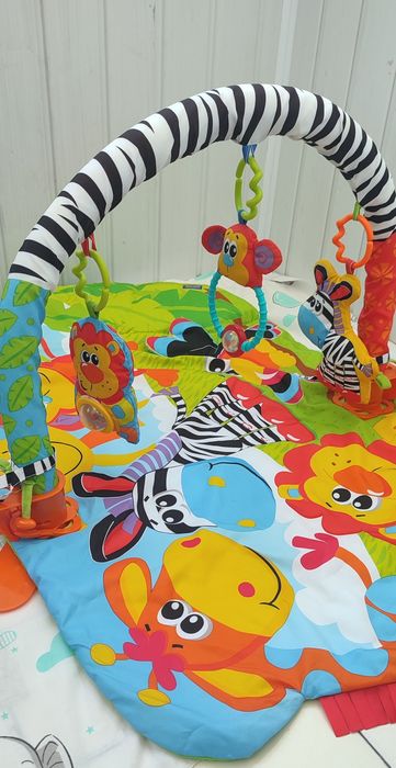 Розвиваючий килимок