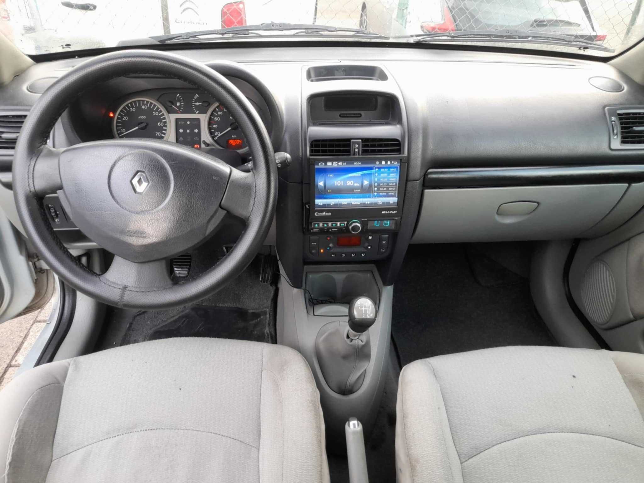 renault clio 1.2- 16 valvulas bateria nova e ar condicionado