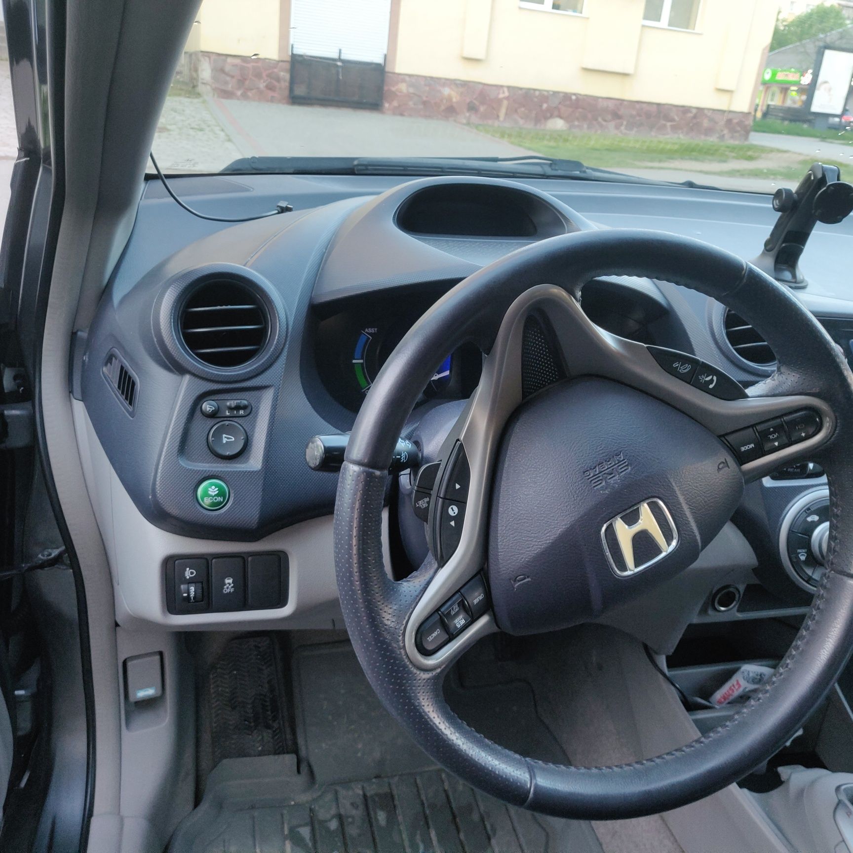 Продам автомобіль Хонда Інсайт