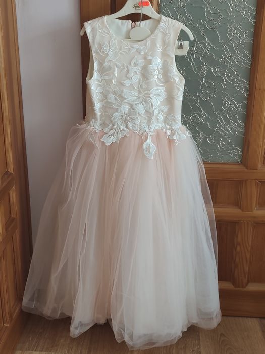 Святкове  плаття