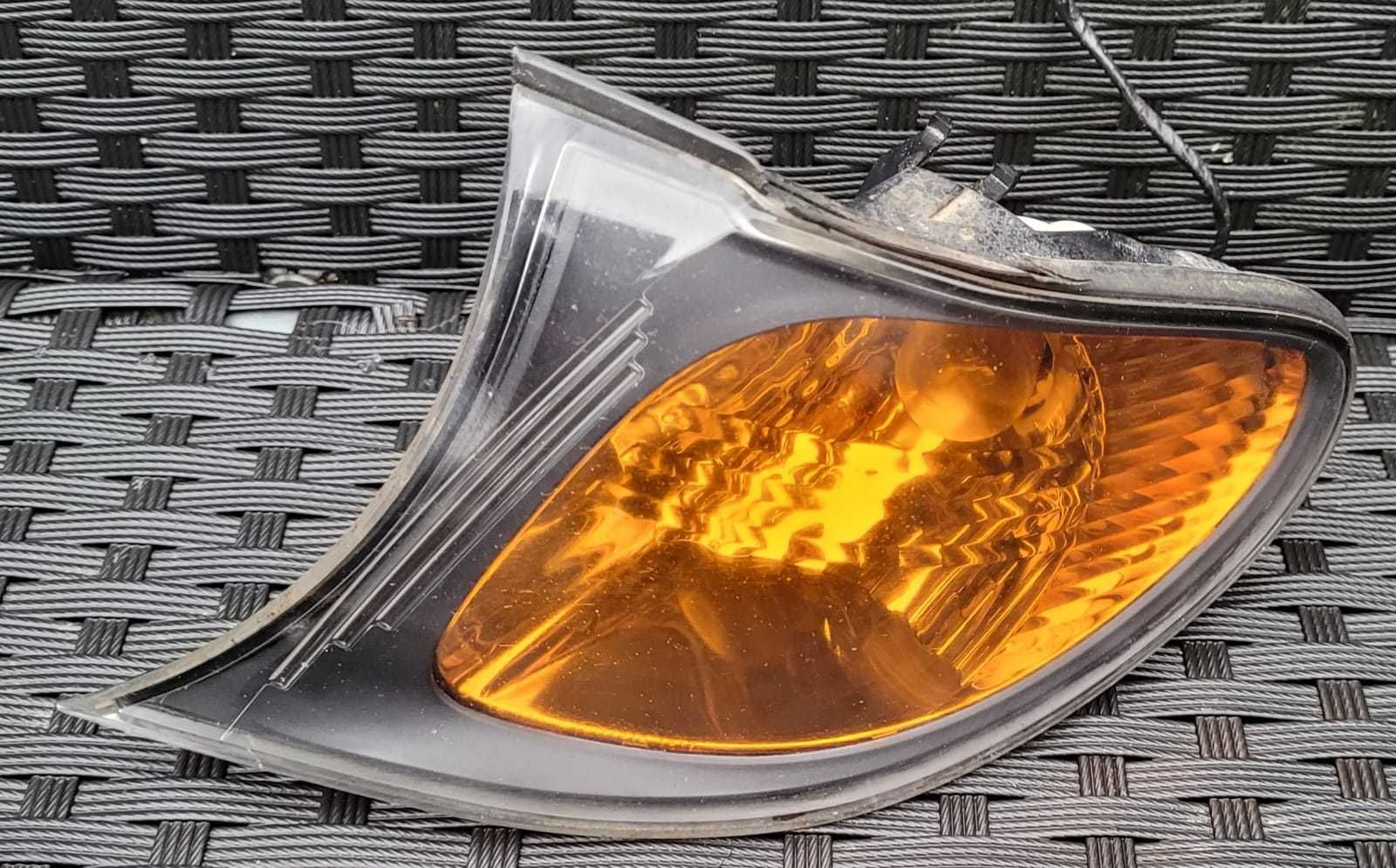 Lampy kierunkowskazy pomarańczowe BMW 3 E46 sedan lift