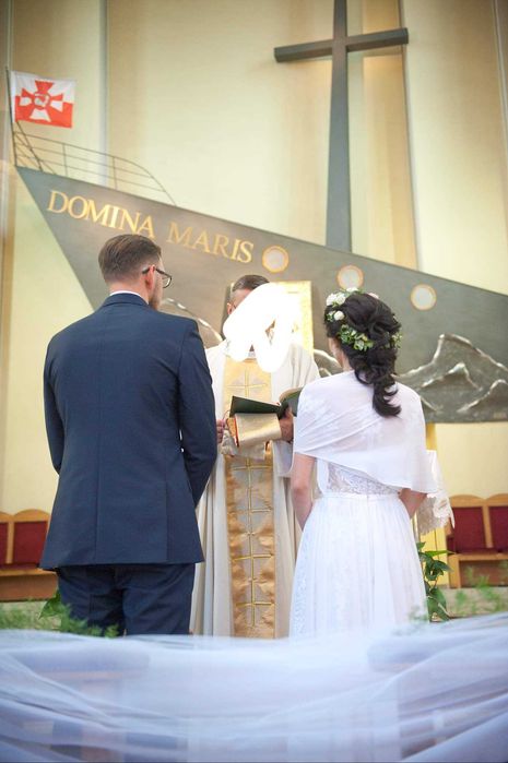 Hit sprzadam tanio suknie ślubna wraz z szalem rozmiar 34/36