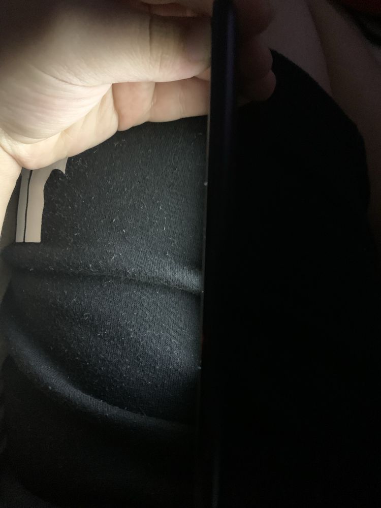 Toemovel da LG o ecra da frente esta um pouco partido mas de resto top