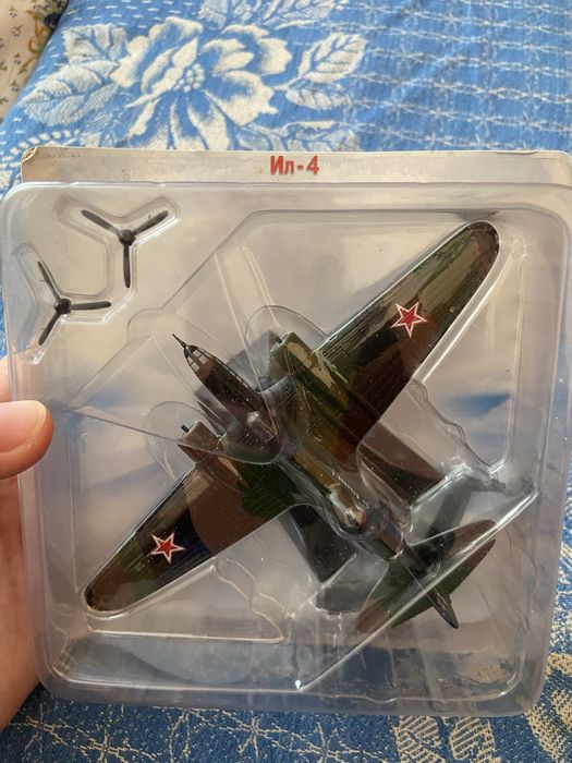 Колекційні моделі літаків з серії «Легендарні літаки»