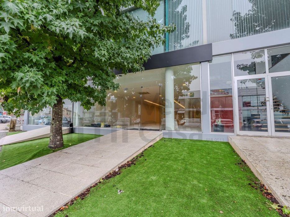 Arrenda-se Espaço Comercial - Braga