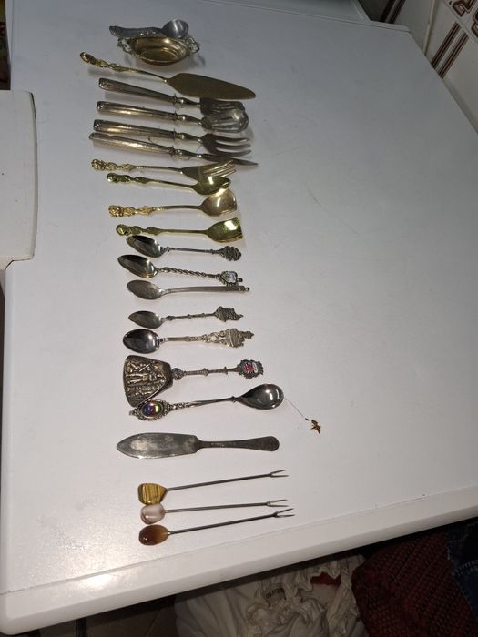 Conjunto de   22   colheres especiais