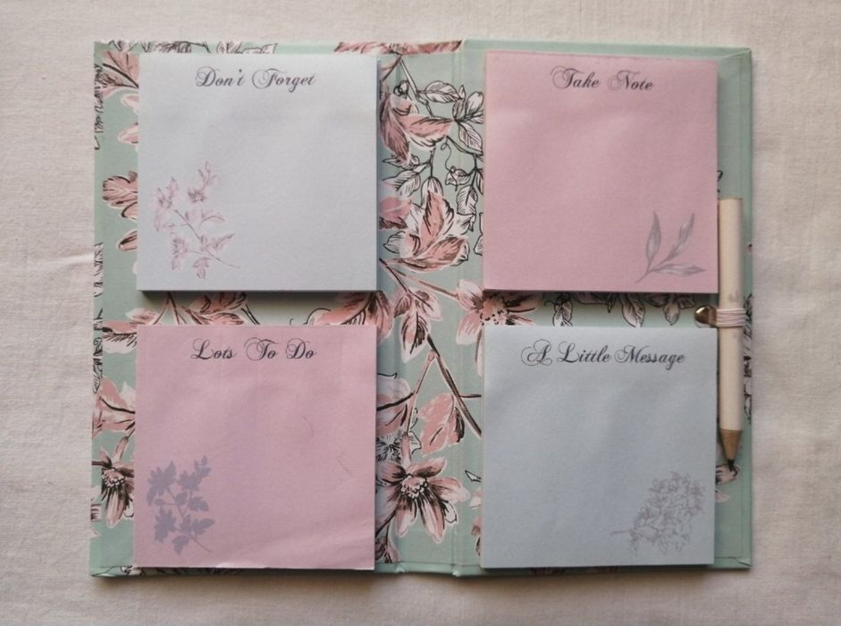 Записная книжка с самоклеющимися отрывными листами