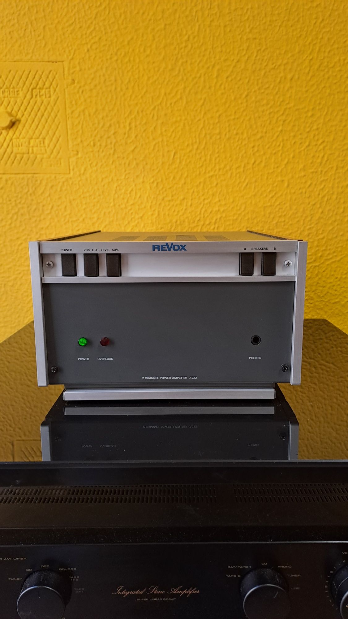 Revox A722 amplificador de potência