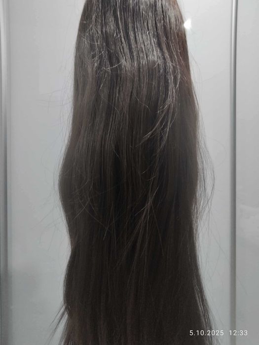 Peruka Vebonny. Widoczna na zdjęciu jest peruka typu lace front