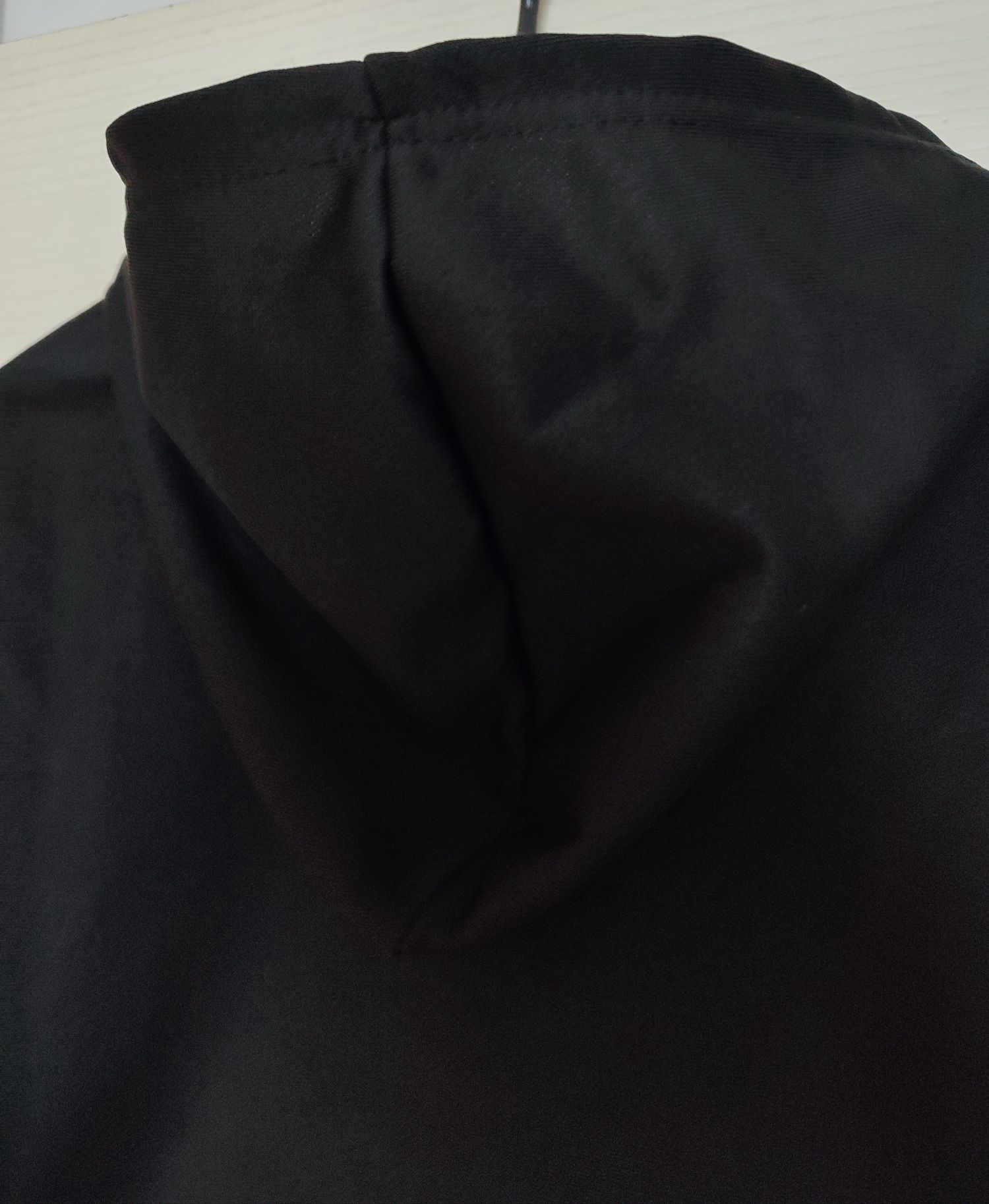 Dres  dla dziewczynki 152