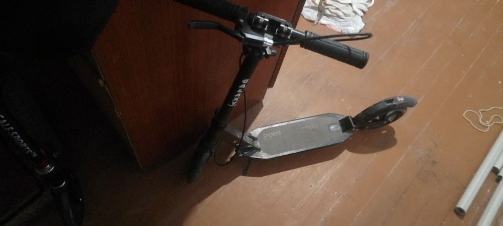 Продаю Двухколёсный Самокат