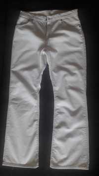 Spodnie Lewis 507 33/32 sztruks białe- lux