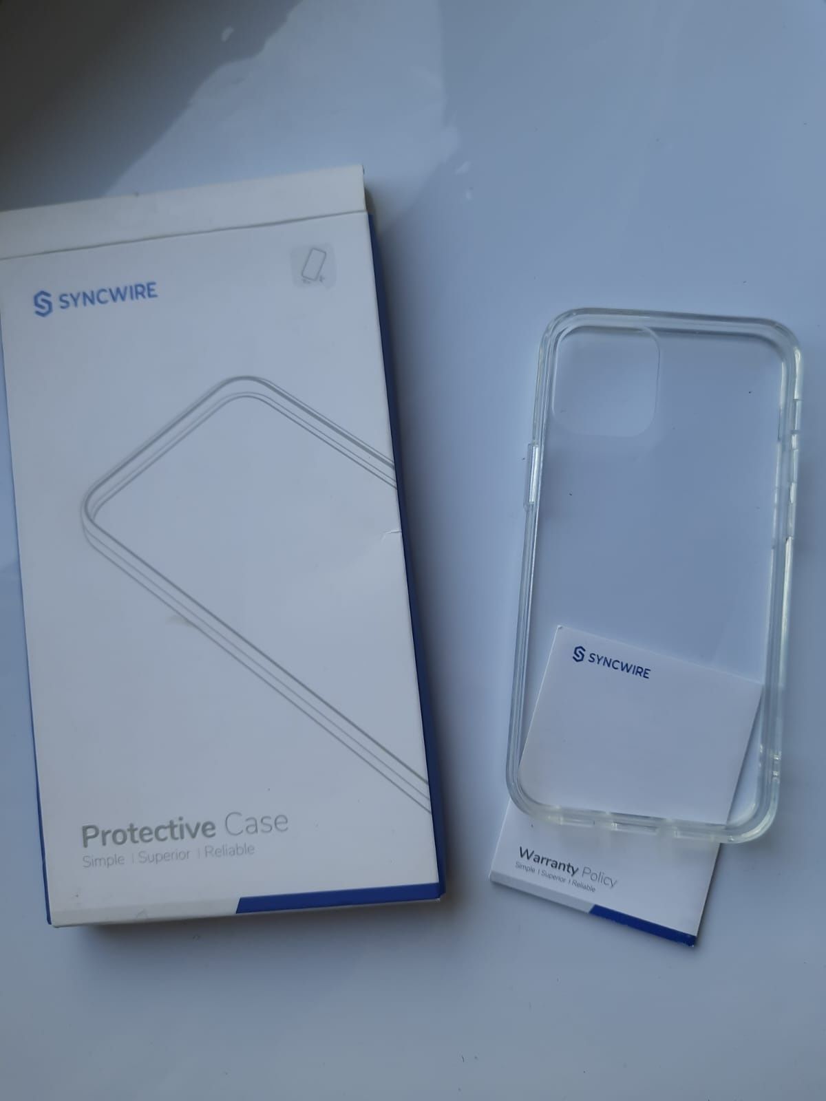 Etui na IPhone 12 mini marka Syncwire przezroczysty