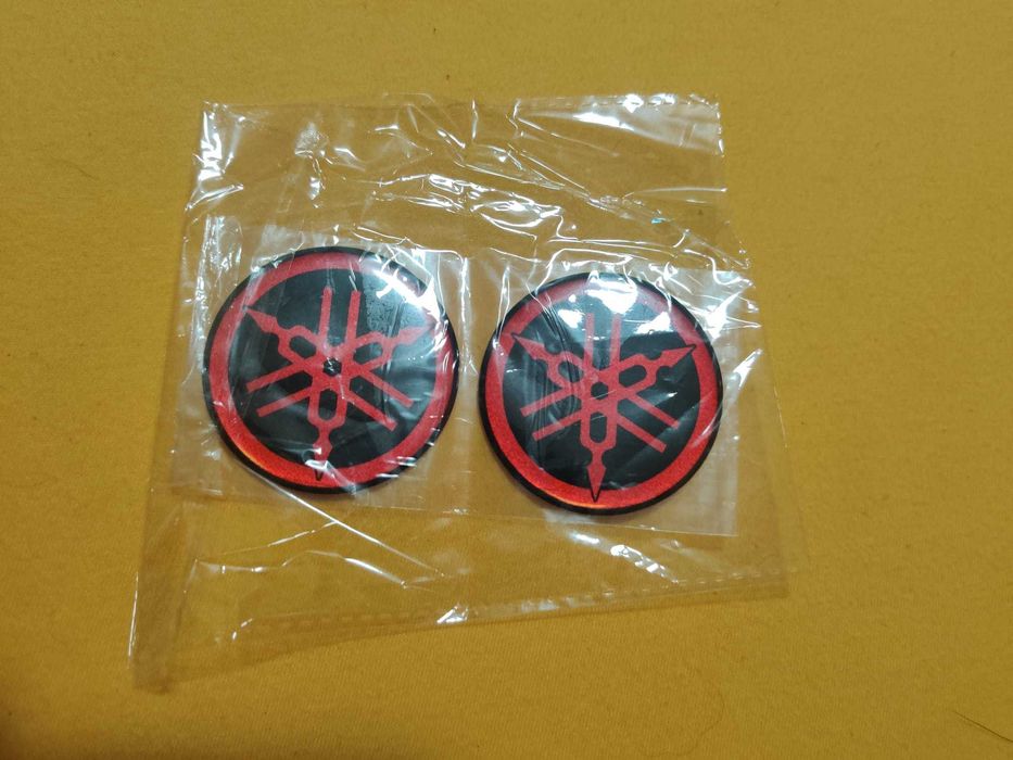 emblema yamaha vermelho