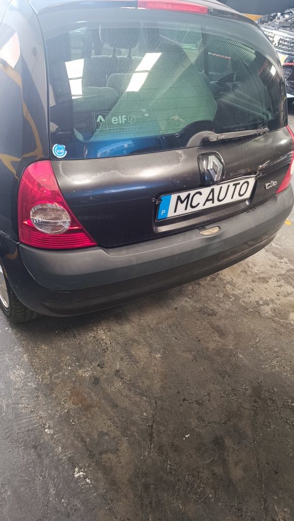 Renault Clio para peças