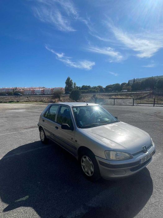 Peugeot 106 1.0 Gasolina – 2001 – 111.000 km – €2.100 (negociável)