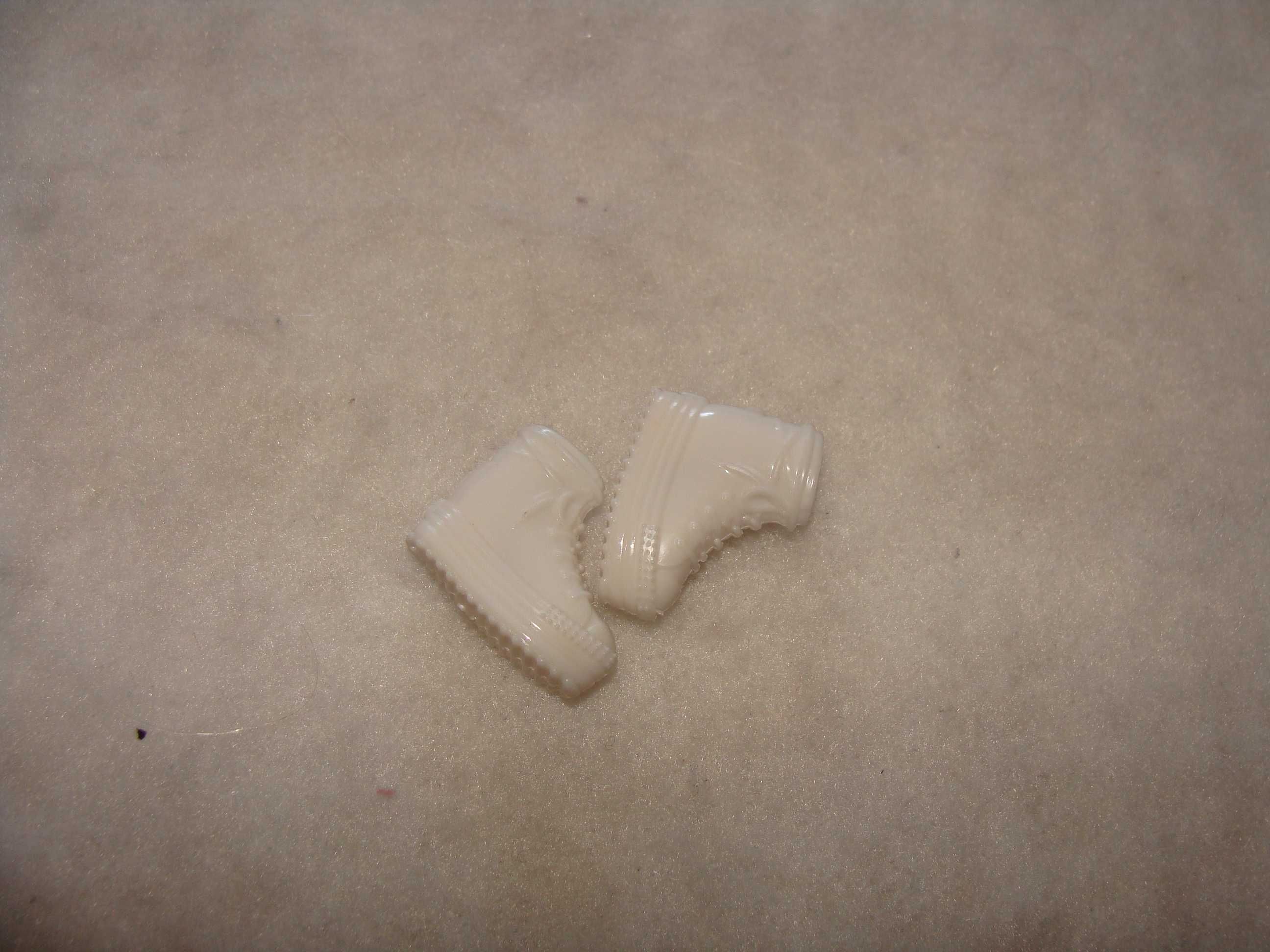 Sapatilhas/ Botas para Boneca Barbie