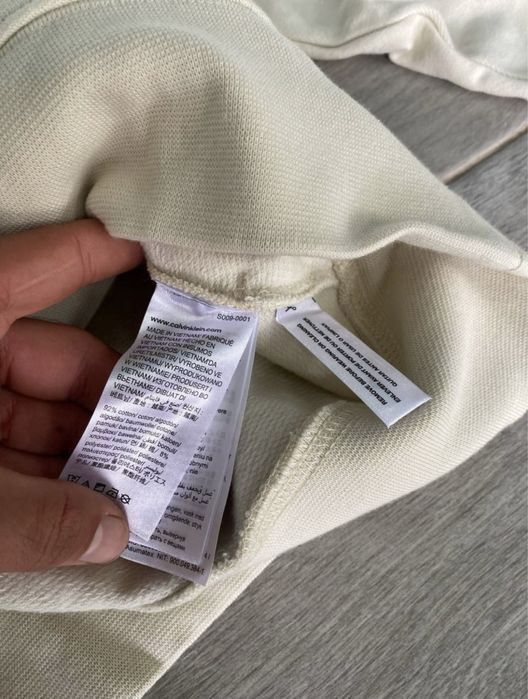 Худи бежевое/кремовое оверсайз унисекс Calvin Klein oversize