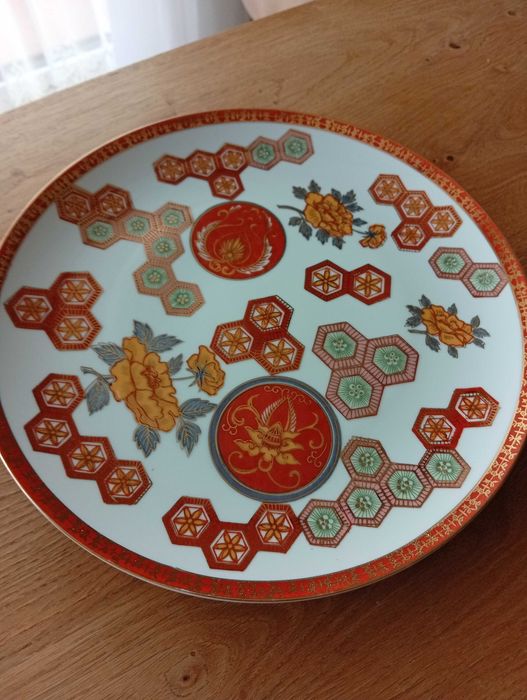 Talerz porcelanowy Saji Japan z wzornictwem  Imari
