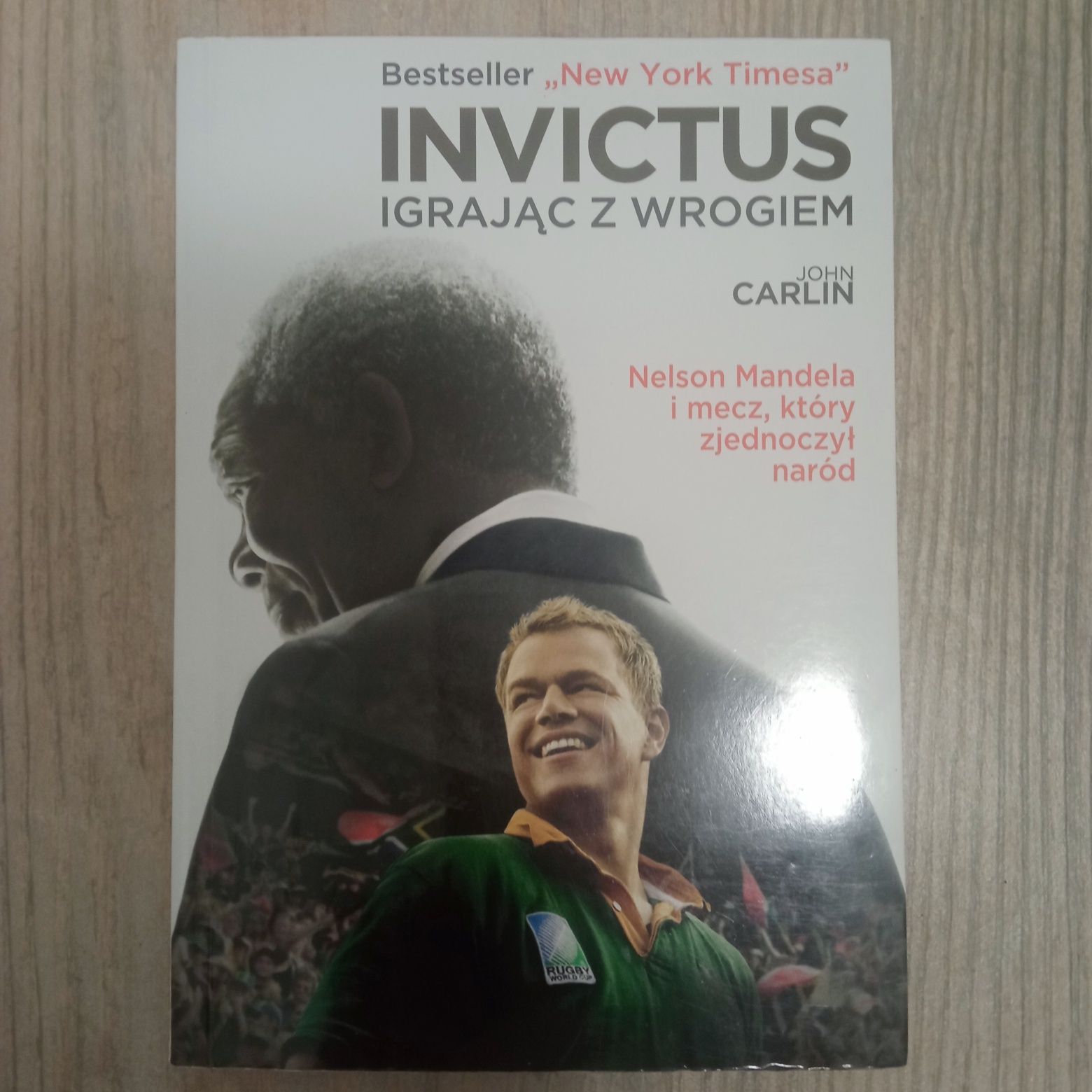 Invictus igrając z wrogiem John carlin