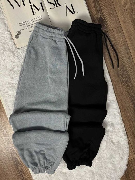 Жіночі зимові теплі спортивні штани джогери об'ємні штани НА ФЛІСІ