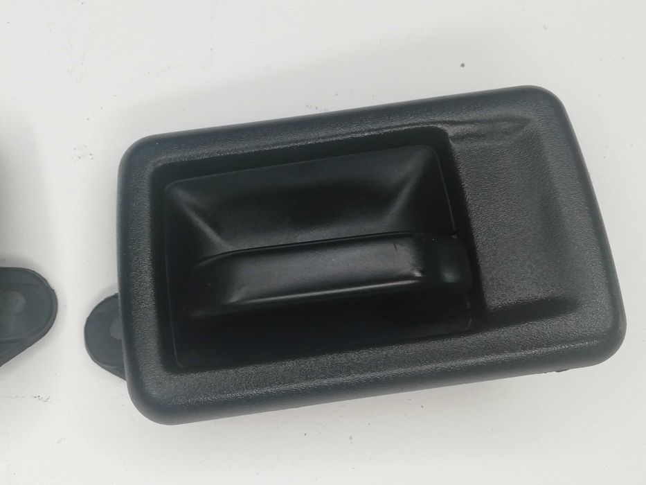 Peugeot 205 Puxadores + Molduras porta em preto