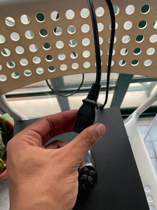 Ps4 pro 1 TB C/comando e gta 5