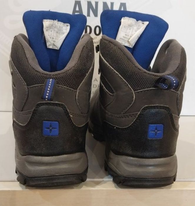 Продам подростковые ботинки  Мountain Warehouse.Размер 36. WATERPROOF