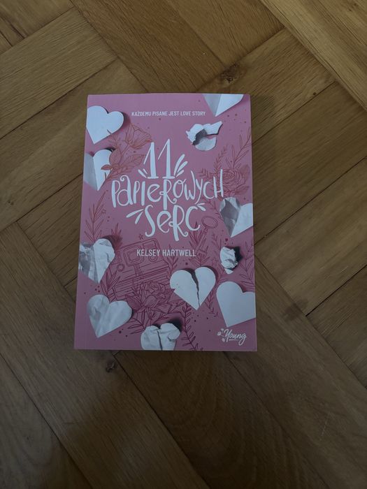 ksiazka pt. 11 papierowych serc