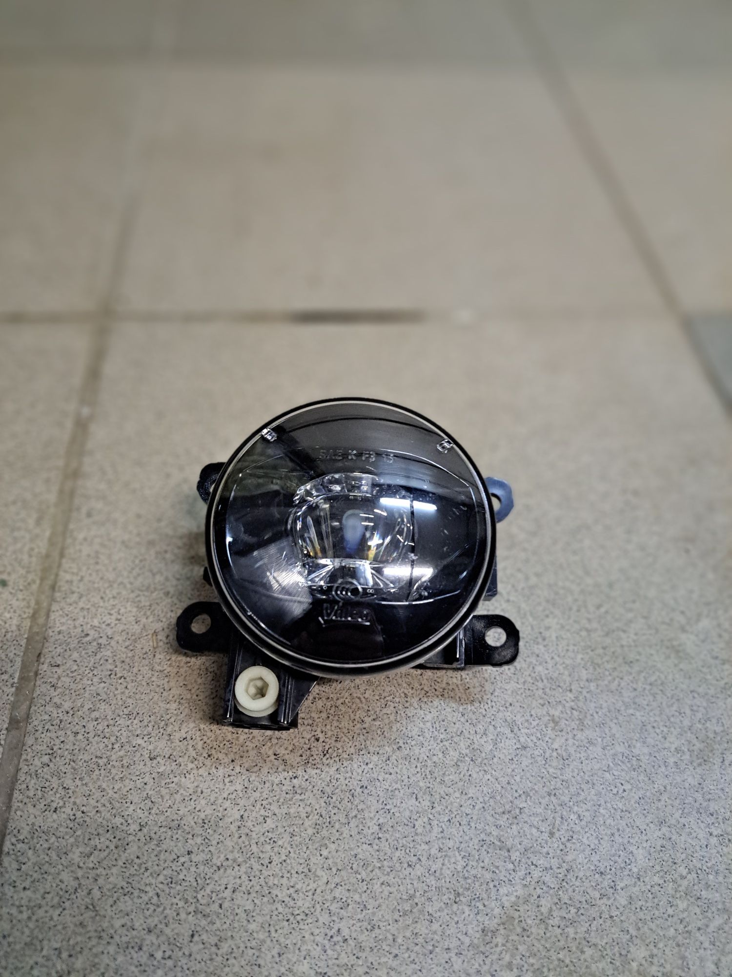 Halogen Renault Captur 2019r 90087