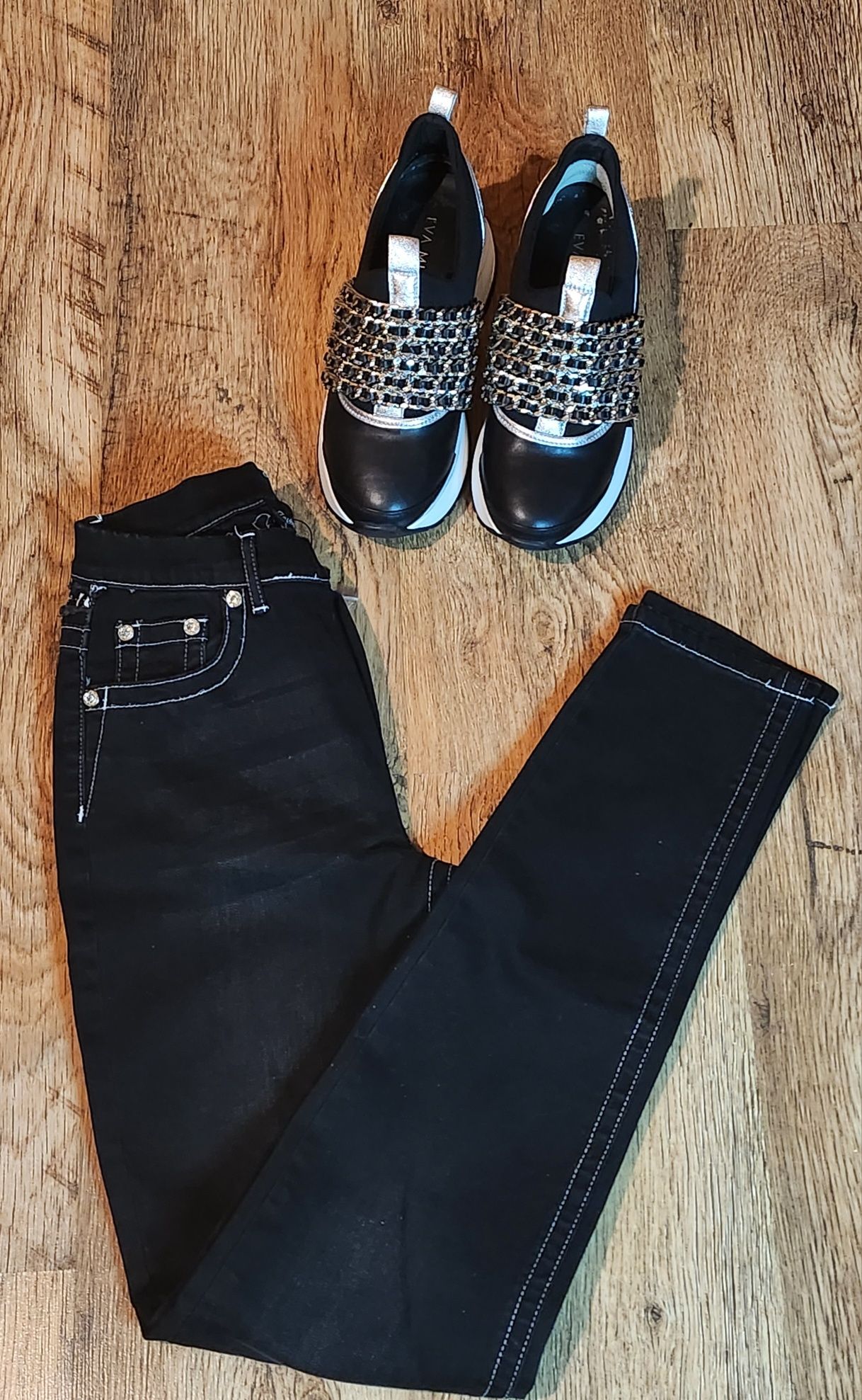 Spodnie jeansowe czarne rurki damskie