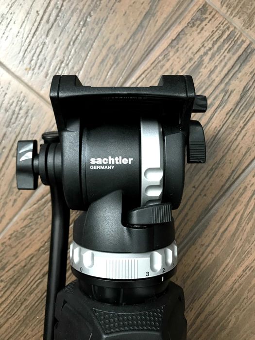 Штатив Sachtler Ace M