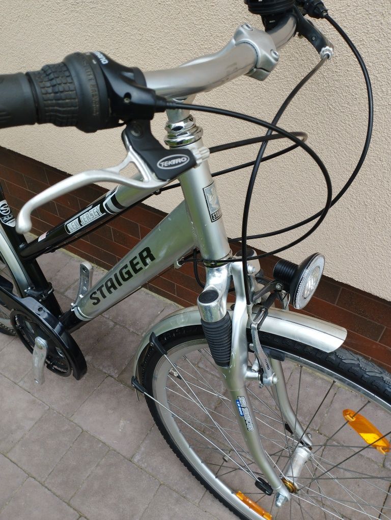 Велосипед дамський staiger