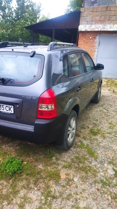 Продам автомобиль Tucson
