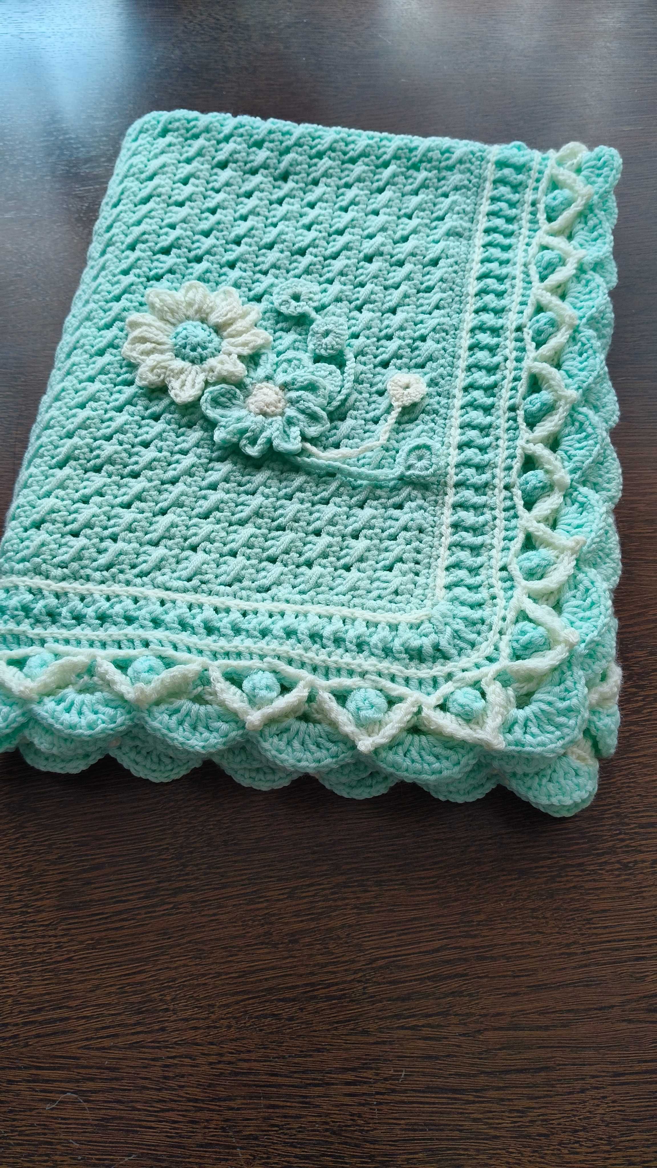 Kocyk Handmade, ręcznie wykonany szydełkiem