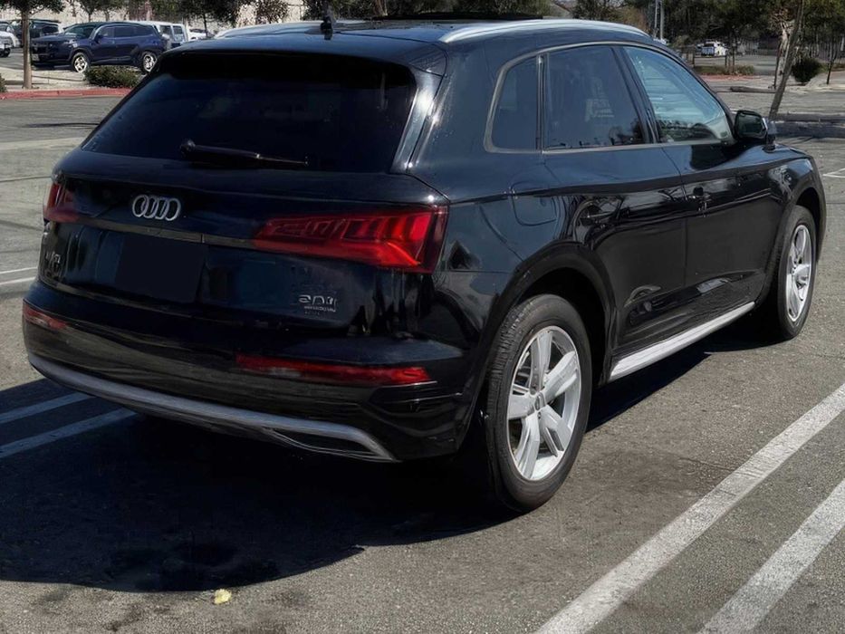 Audi Q5      2018