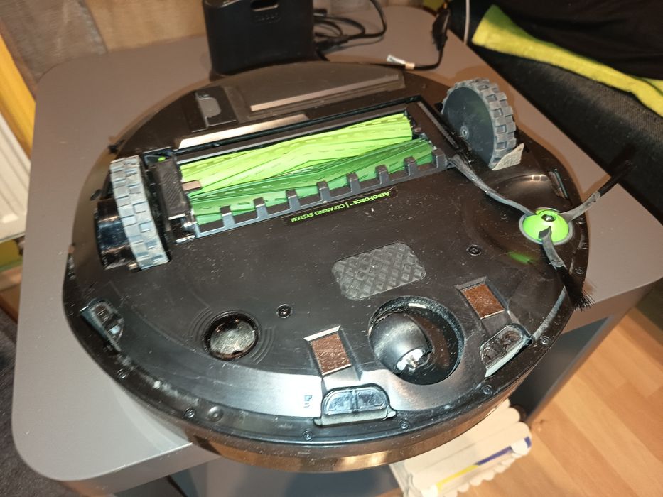 iRobot Roomba I1 używany stan bardzo dobry