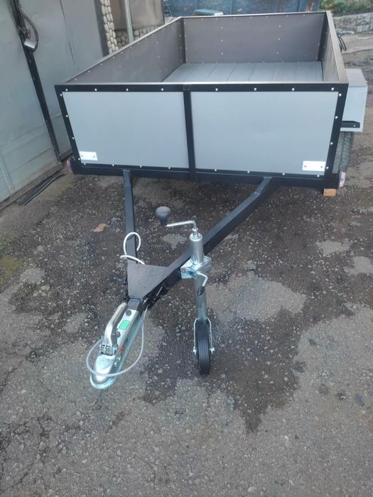 Причеп до легкового автомобіля