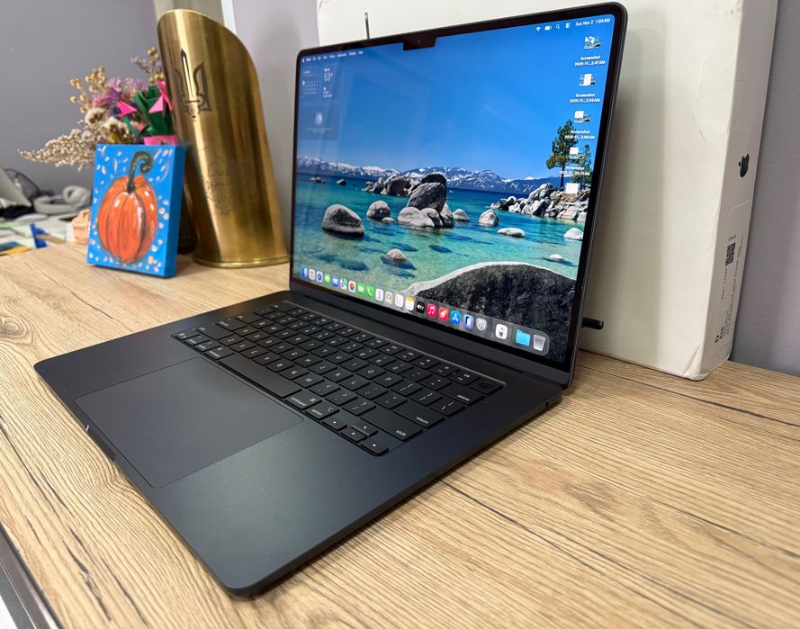 MacBook AIR 15 M4/10 CPU/ 10 GPU/ 24 ram/ 512 Midnight