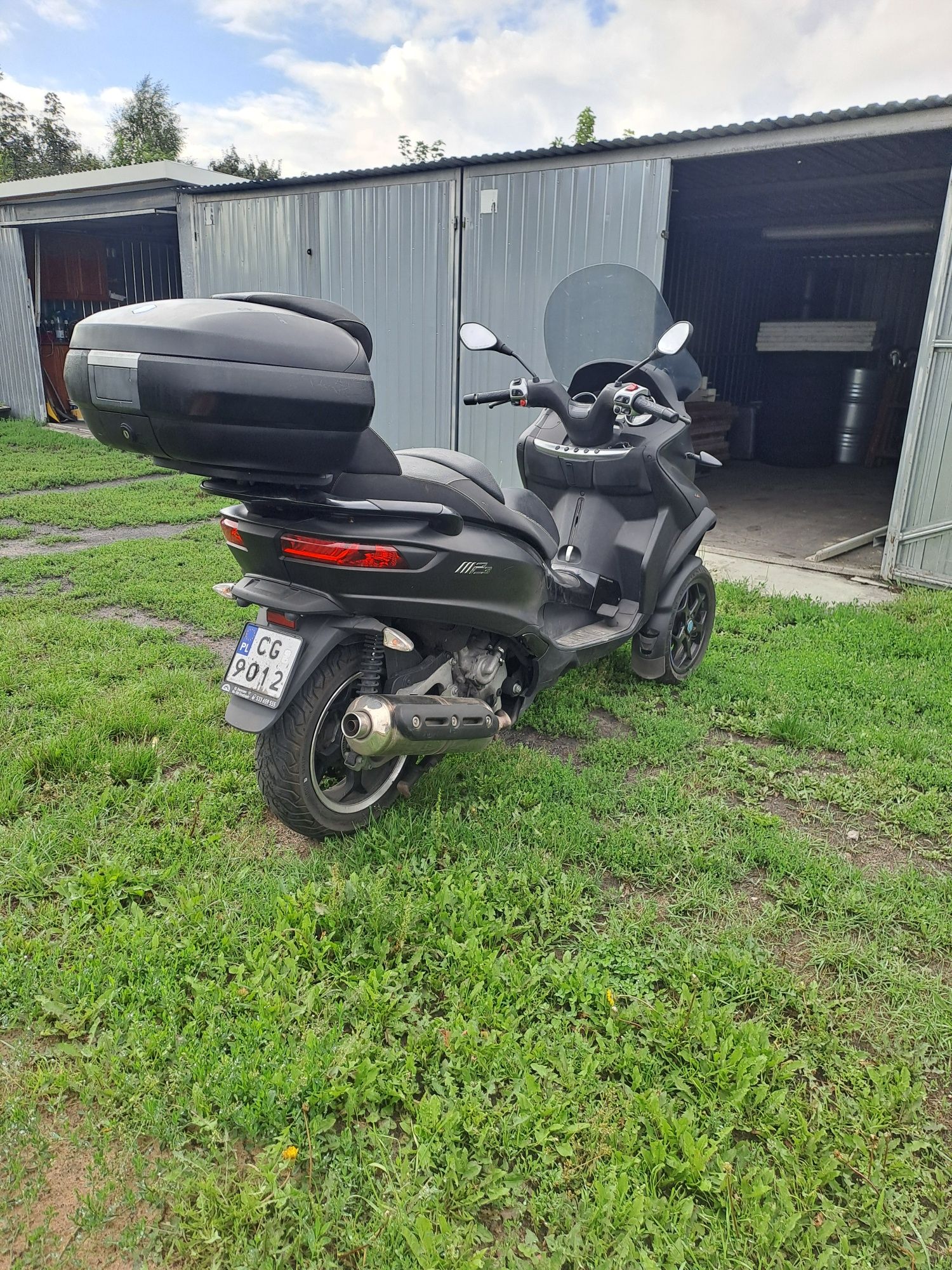 Sprzedam   Piaggio na kat B  mp3 .poj 500 cm homologacjia  L5e