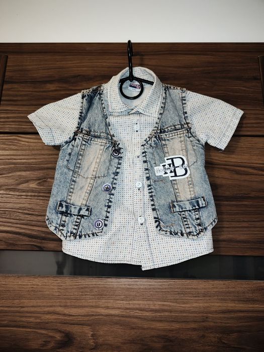 koszulka i kamizelka