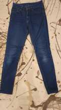 Jeansy skinny jeansy