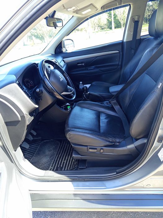 Mitsubishi Outlander 2,2 дизель