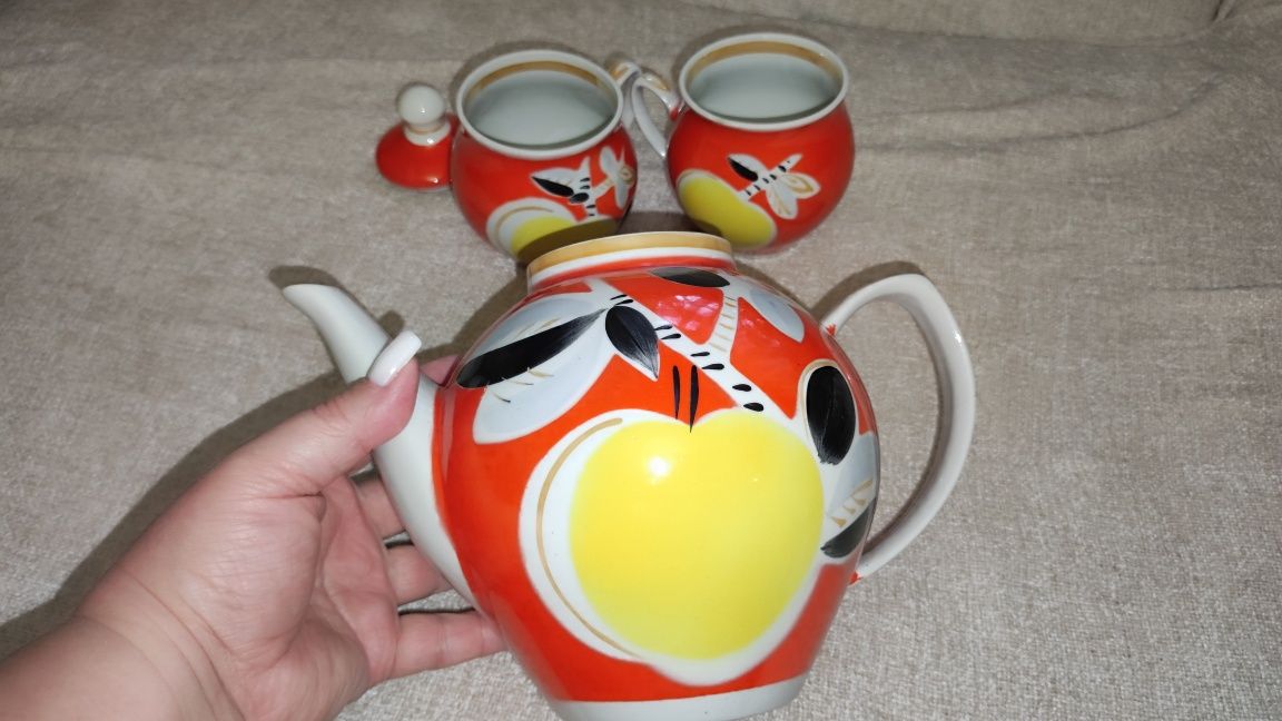 Чайник яблоко Полонное
