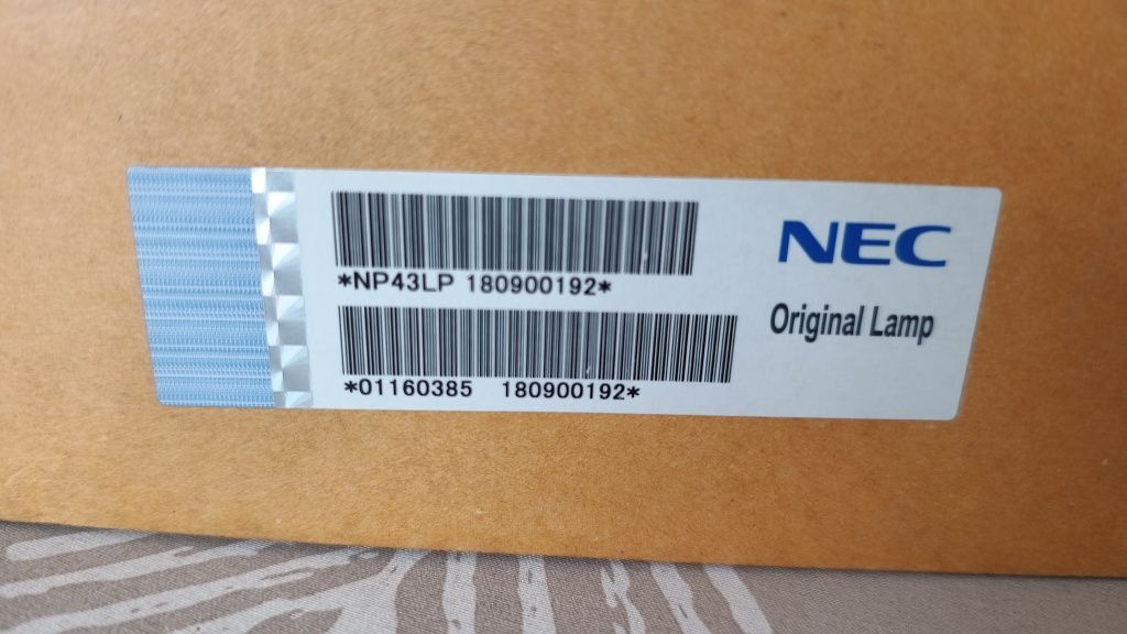 Lampa z modułem do projektorów NEC NP43LP