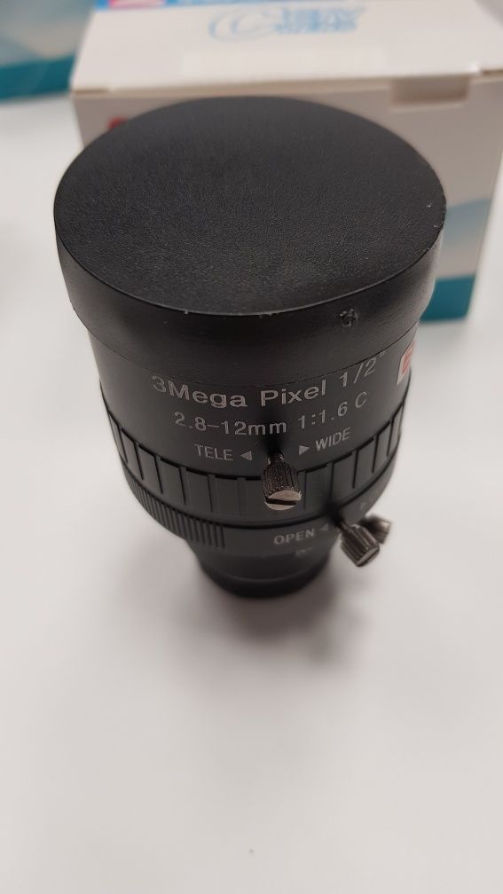 Obiektyw kamery przemysłowej 2.8-12mm, 1/2", 3MP